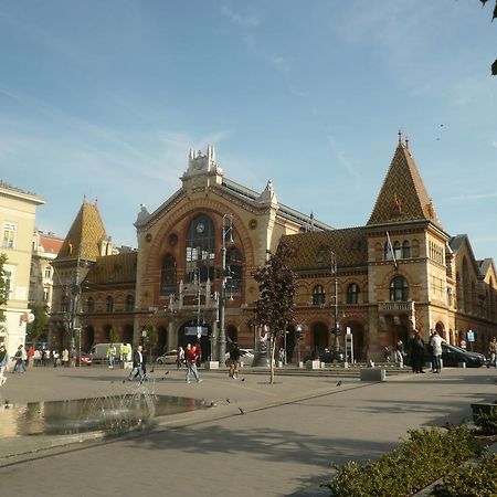 Museum View Apartment Budapest Bagian luar foto