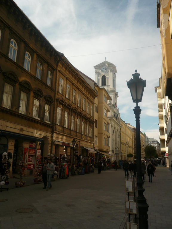 Museum View Apartment Budapest Bagian luar foto