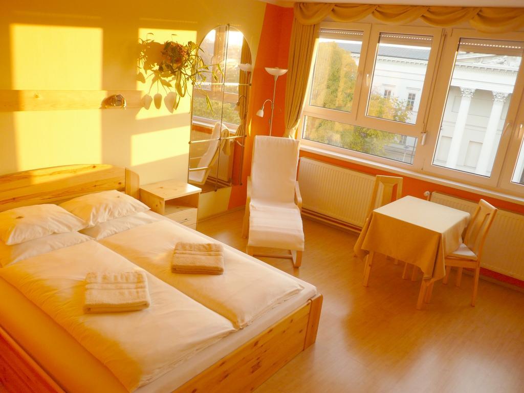 Museum View Apartment Budapest Bagian luar foto